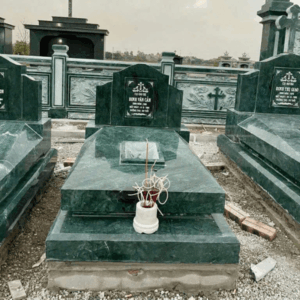 Mộ đá xanh rêu - Mẫu 13